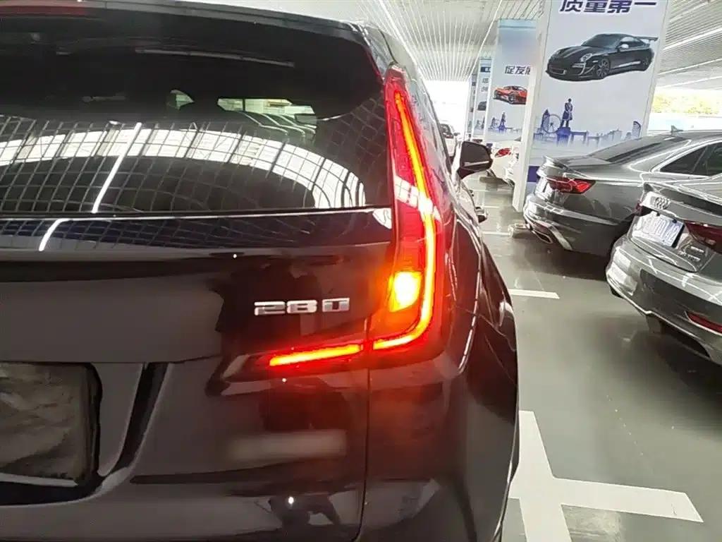 2020 Cadillac XT4 Facelift 28T Two-Wheel Drive Premium Model — миниатюра 8