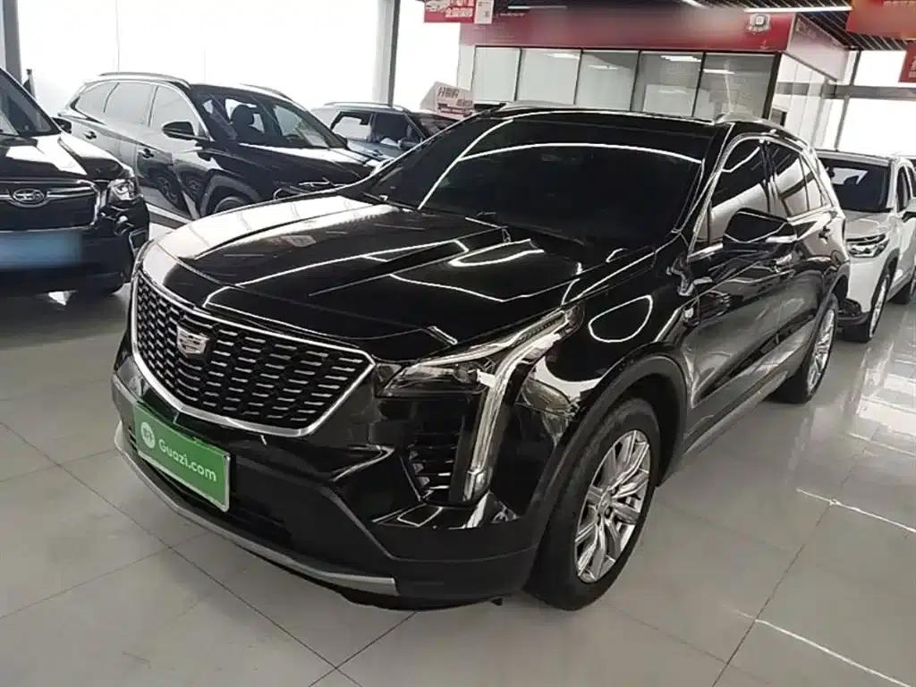 2023 Cadillac XT4 28T Two-Wheel Drive Luxury — миниатюра 2