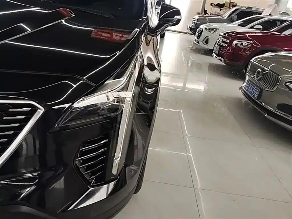2023 Cadillac XT4 28T Two-Wheel Drive Luxury — миниатюра 24