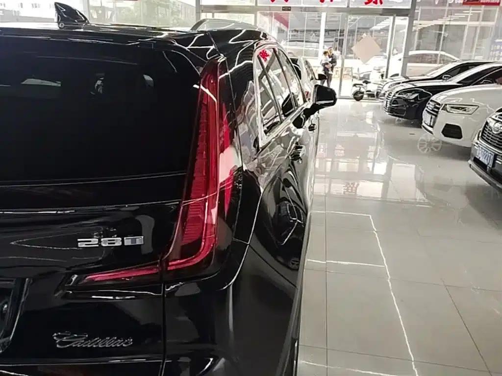 2023 Cadillac XT4 28T Two-Wheel Drive Luxury — миниатюра 8