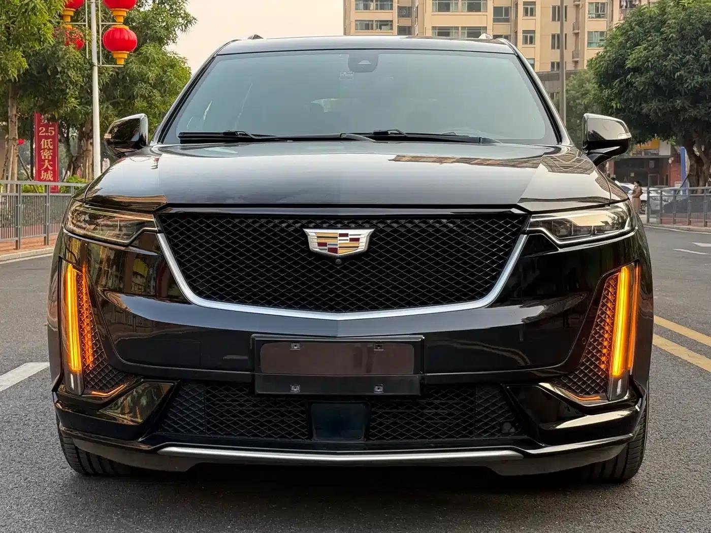 2020 Cadillac XT6 28T Six-Seat AWD Platinum Sport Edition — миниатюра 3