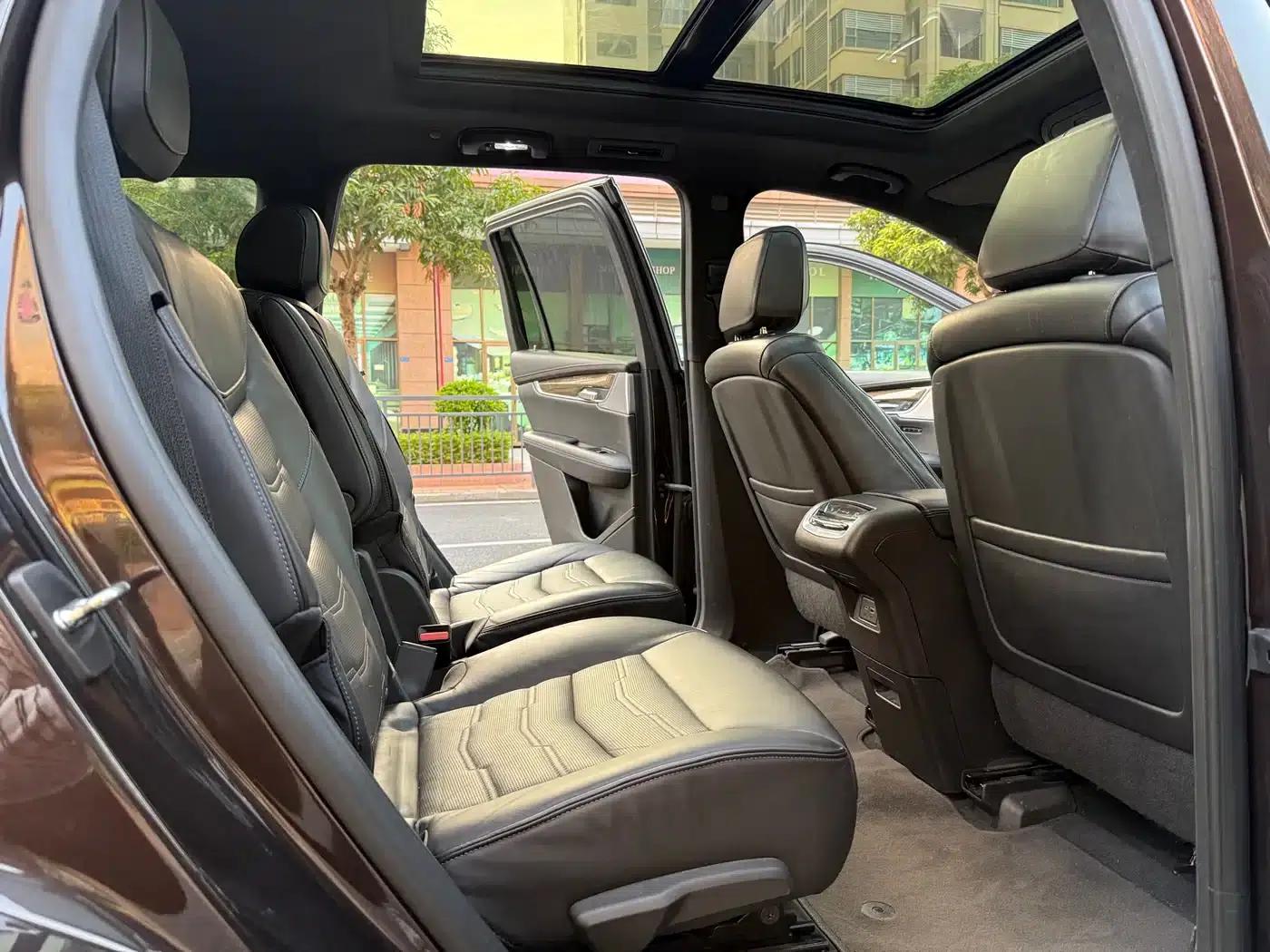 2020 Cadillac XT6 28T Six-Seat AWD Platinum Sport Edition — миниатюра 26