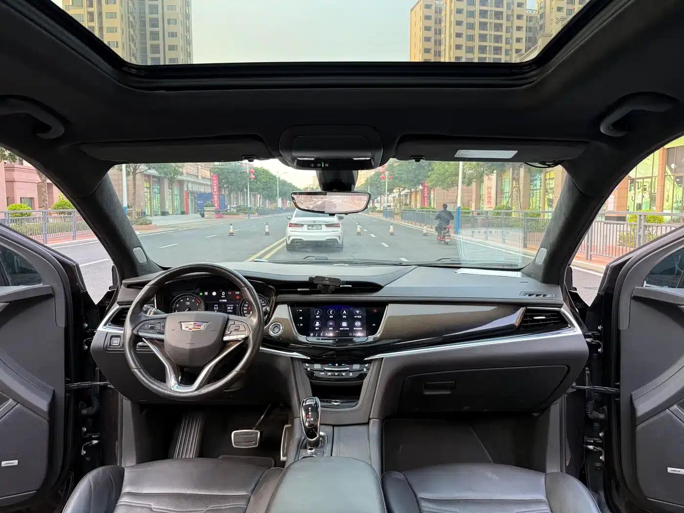 2020 Cadillac XT6 28T Six-Seat AWD Platinum Sport Edition — миниатюра 28