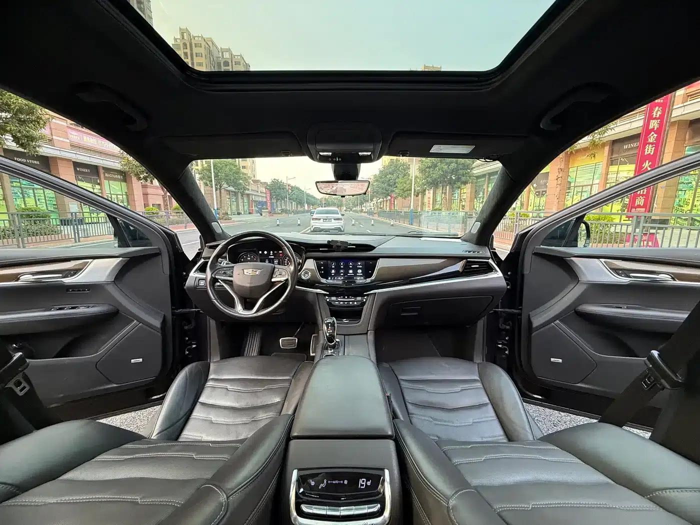 2020 Cadillac XT6 28T Six-Seat AWD Platinum Sport Edition — миниатюра 29