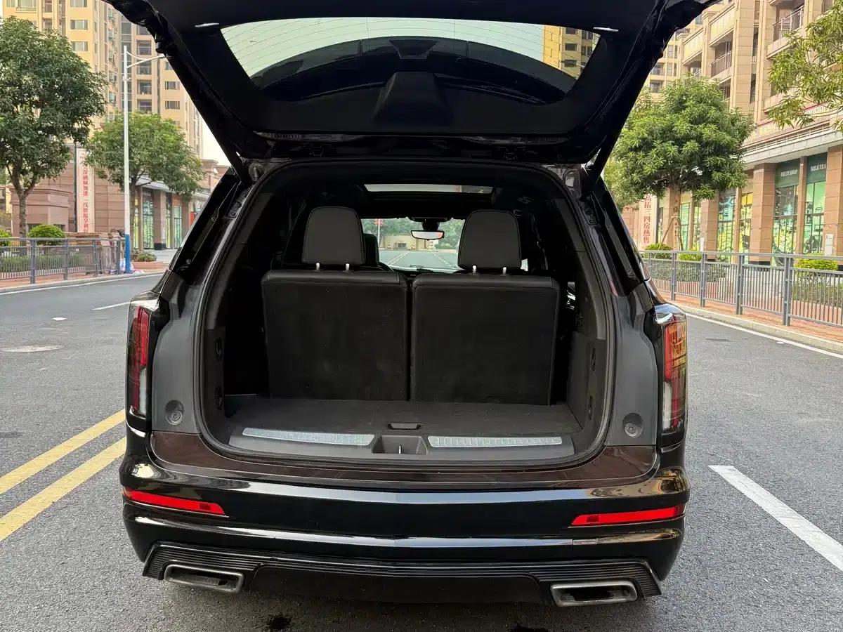 2020 Cadillac XT6 28T Six-Seat AWD Platinum Sport Edition — миниатюра 10