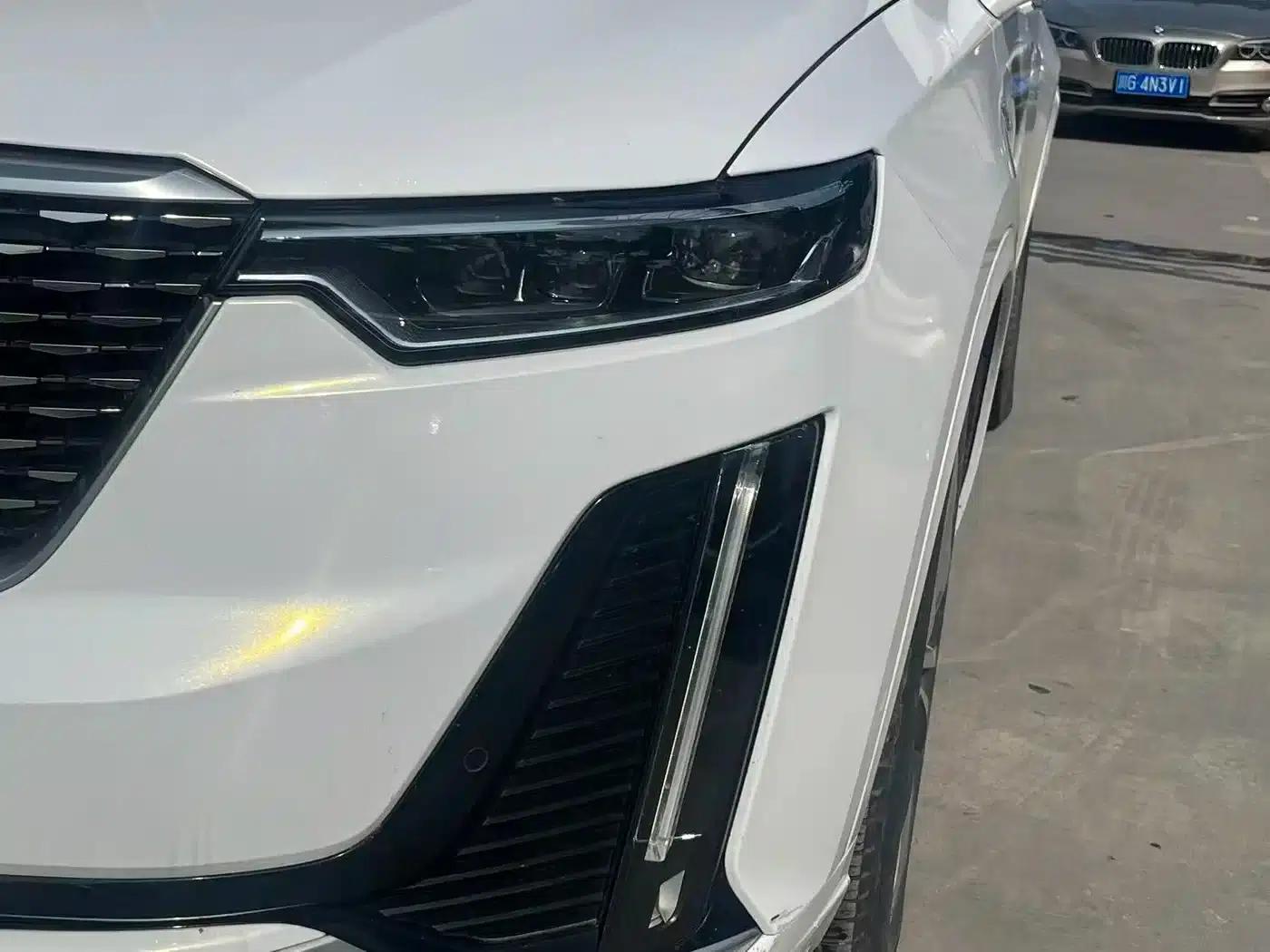 2020 Cadillac XT6 28T Six-Seat AWD Luxury — миниатюра 4