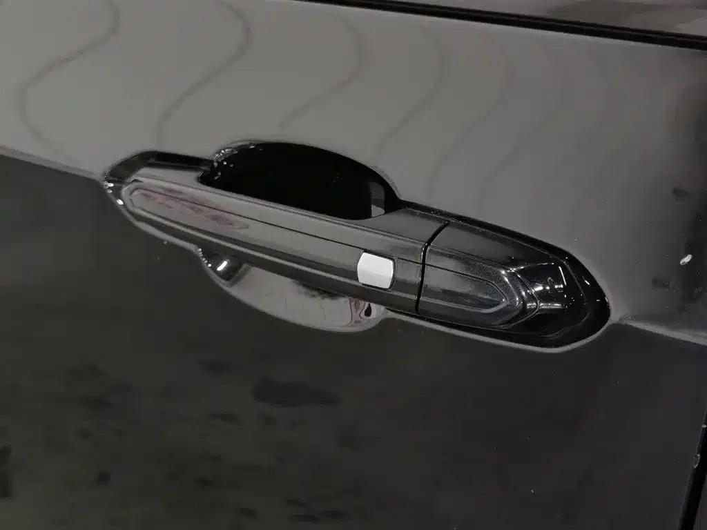Cadillac XT6 2020 Facelift 28T Six-Seat AWD Luxury Sport — миниатюра 18