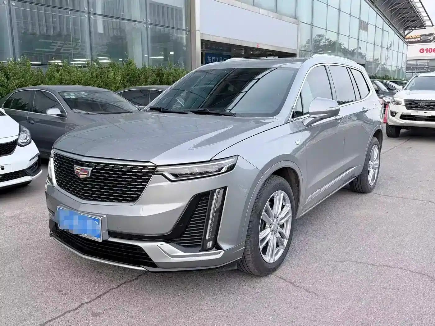 Cadillac XT6 2023 2.0T Six-Seat AWD Platinum Black Diamond Edition — миниатюра 1