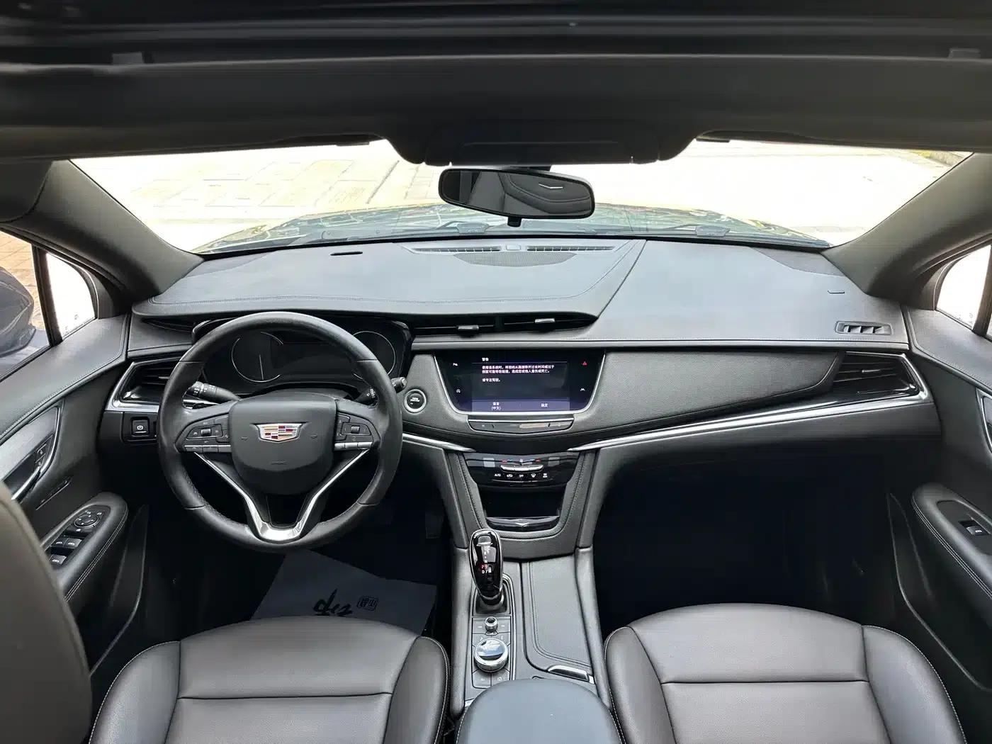 2021 Cadillac XT6 28T 7-Seat Luxury — миниатюра 5