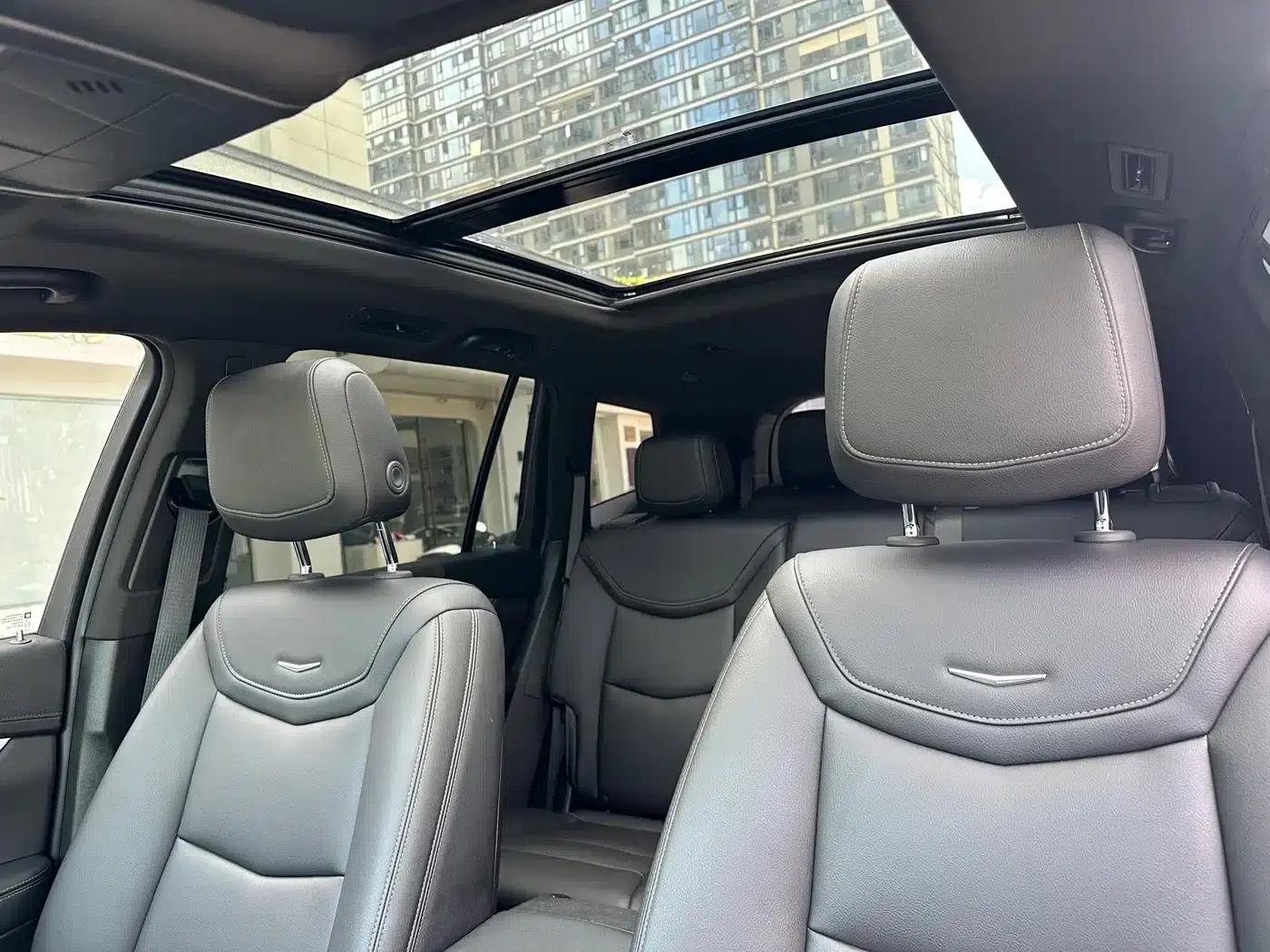 2021 Cadillac XT6 28T 7-Seat Luxury — миниатюра 6