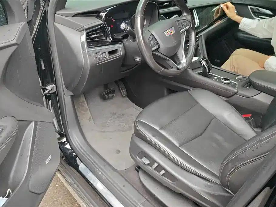 2020 Cadillac XT6 28T Six-Seat AWD Luxury — миниатюра 9