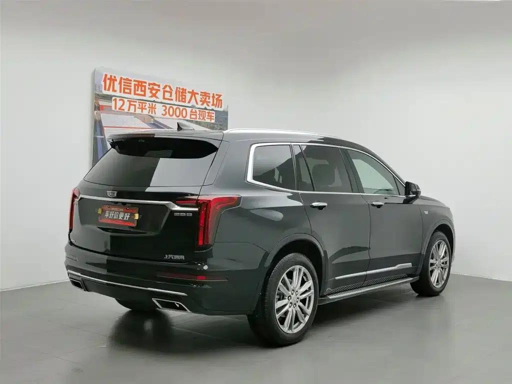 Cadillac XT6 2022 2.0T Six-Seat AWD Luxury Standard Edition — миниатюра 2