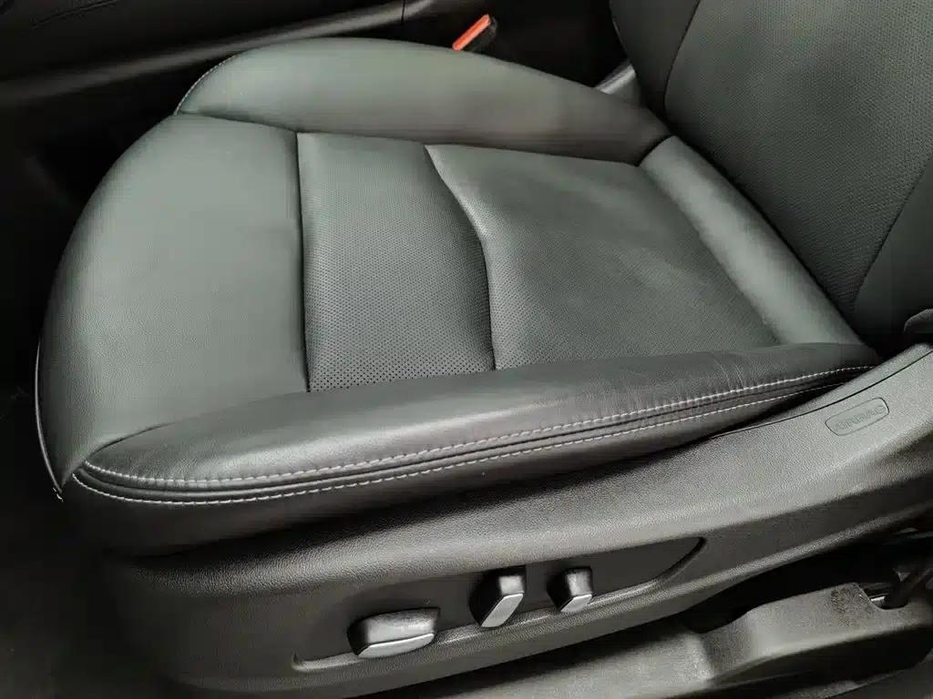 Cadillac XT6 2022 2.0T Six-Seat AWD Luxury Standard Edition — миниатюра 20