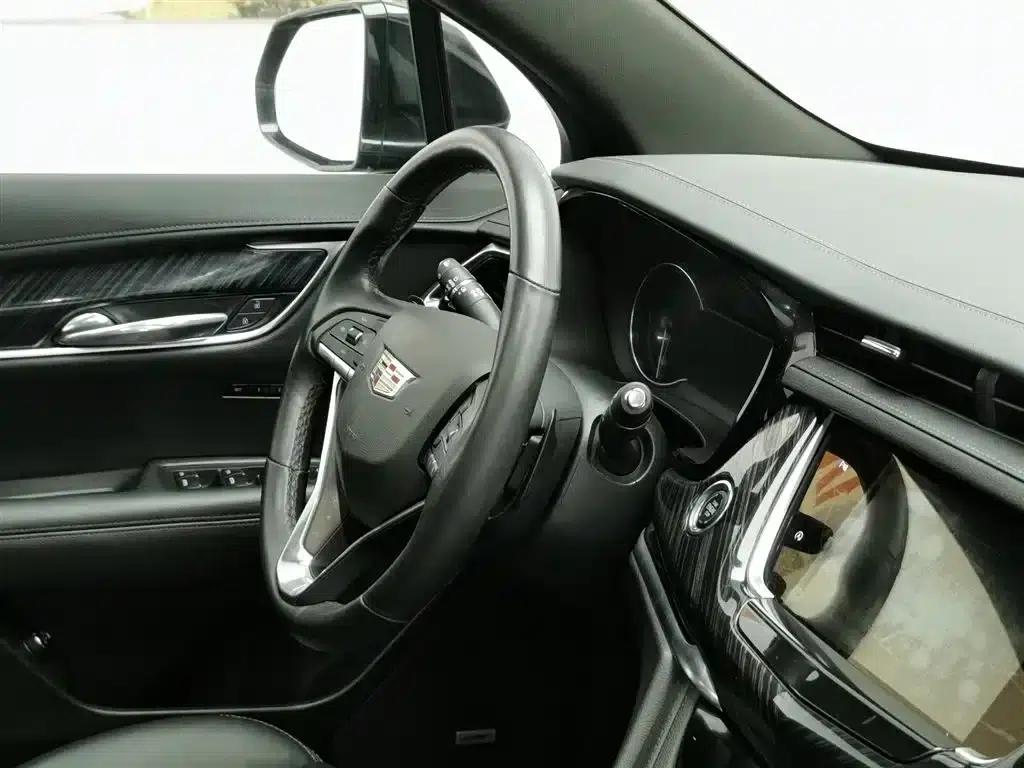 Cadillac XT6 2022 2.0T Six-Seat AWD Luxury Standard Edition — миниатюра 22