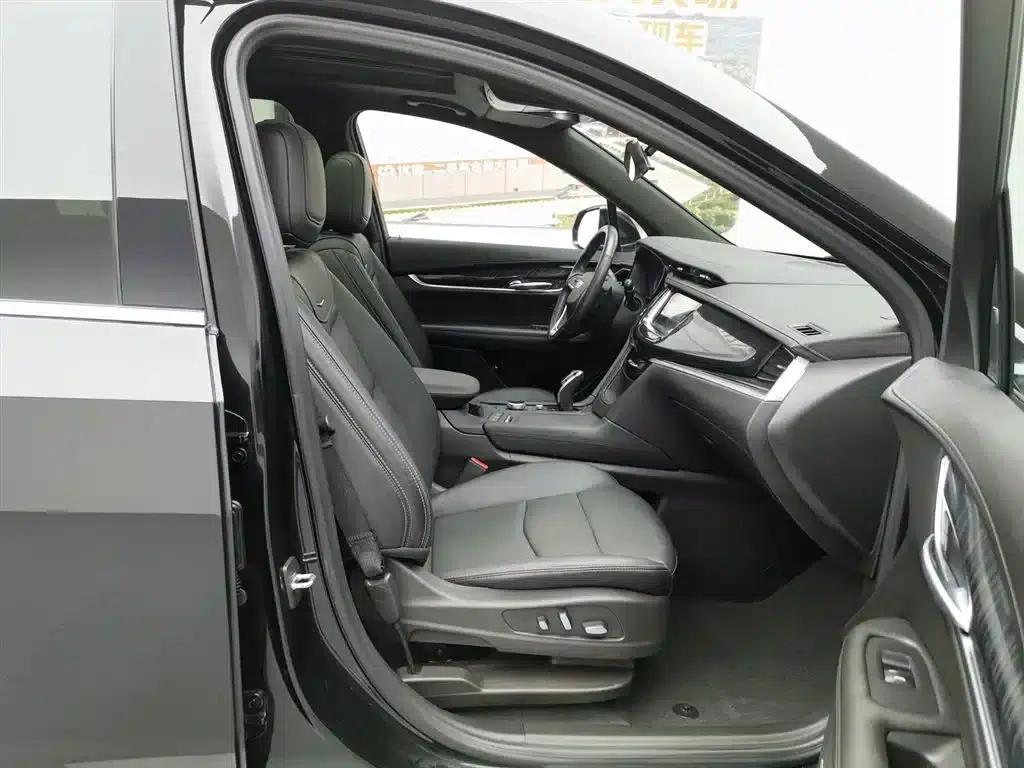 Cadillac XT6 2022 2.0T Six-Seat AWD Luxury Standard Edition — миниатюра 23