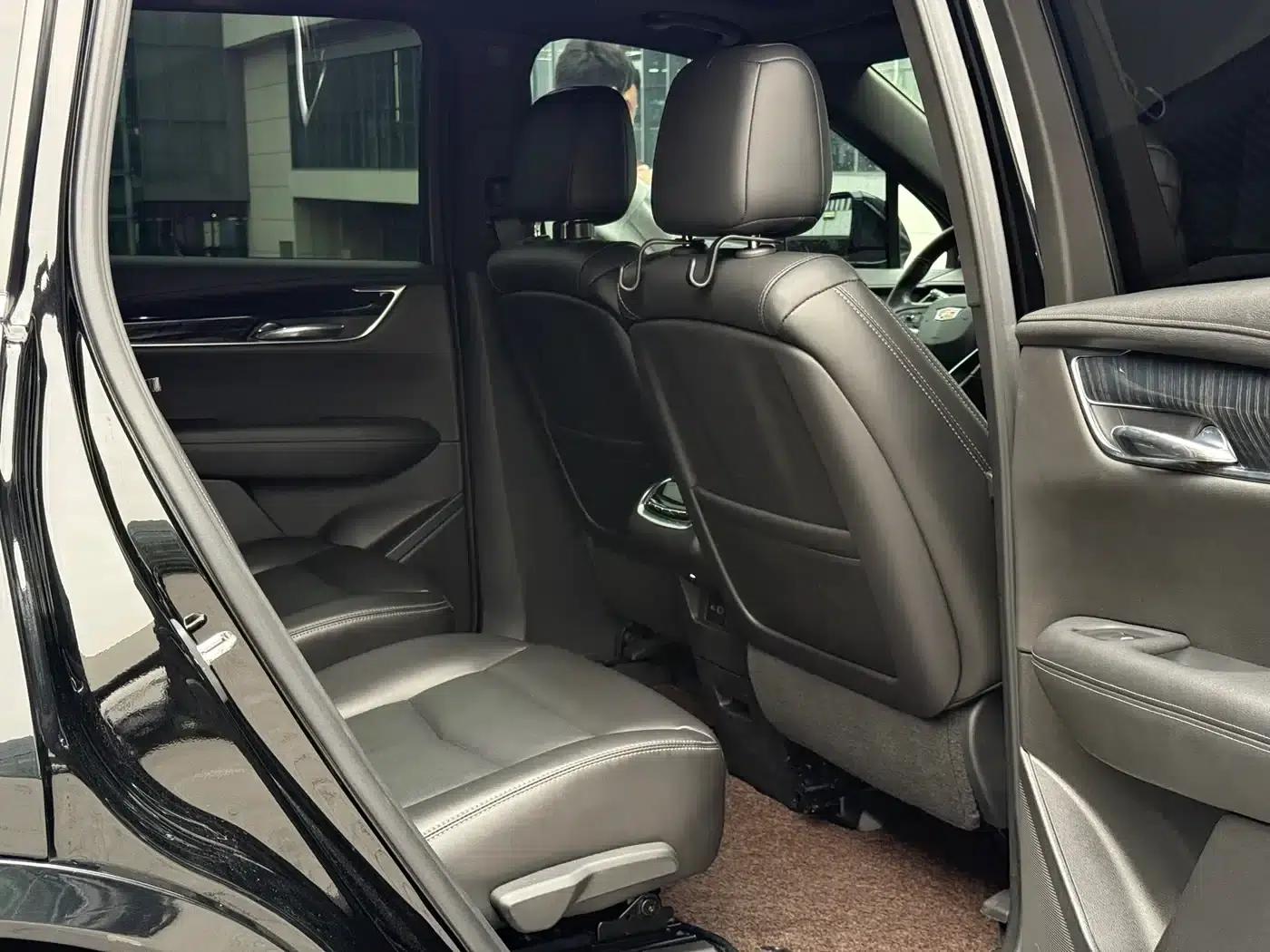 Cadillac XT6 2022 2.0T Six-Seat AWD Luxury — миниатюра 6