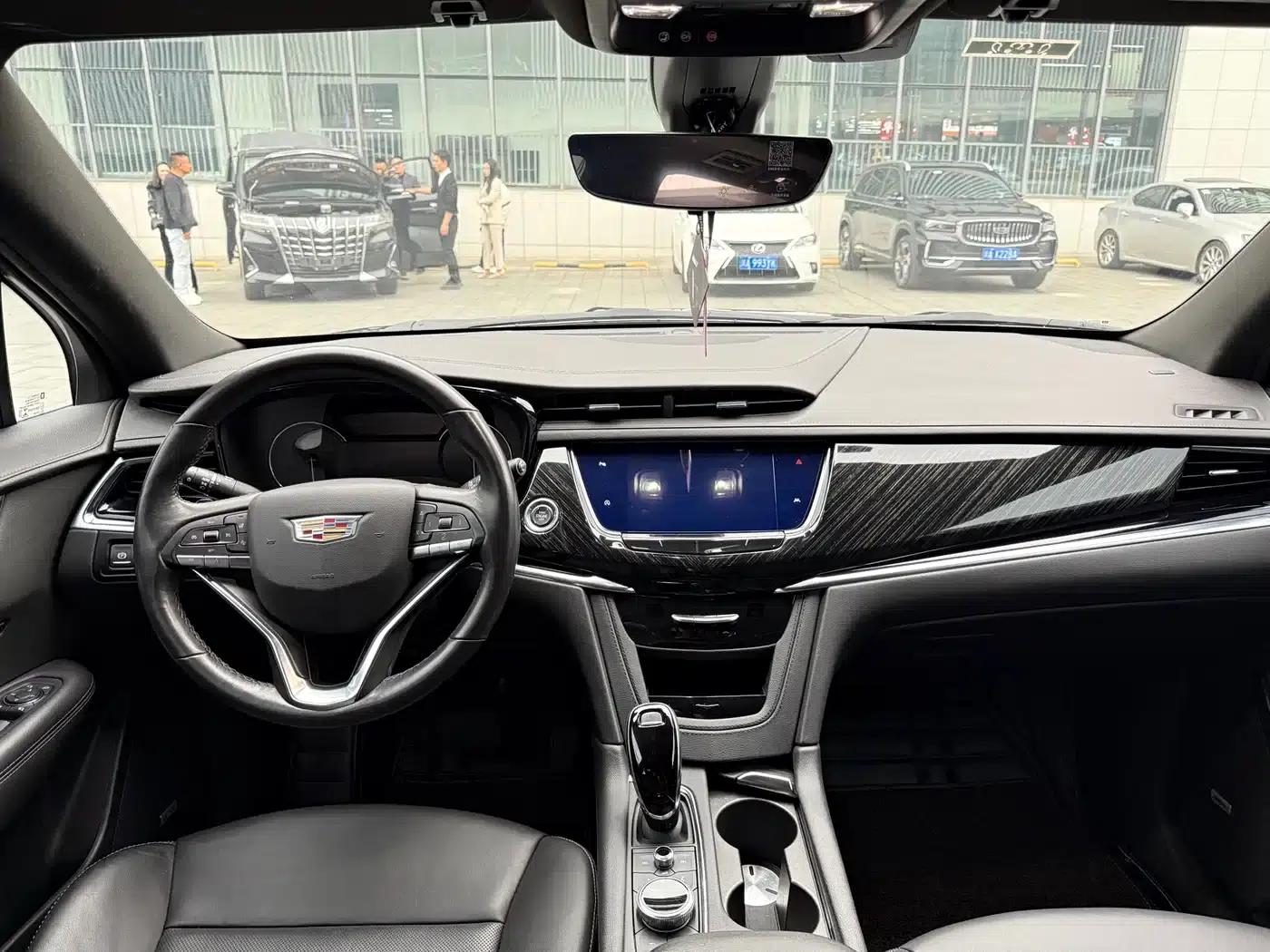 Cadillac XT6 2022 2.0T Six-Seat AWD Luxury — миниатюра 7