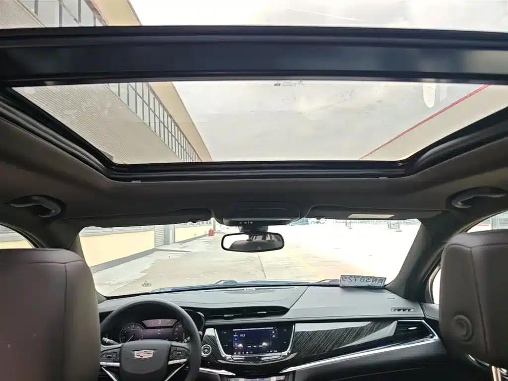 Cadillac XT6 2021 2.0T Six-Seat Two-Wheel Drive Luxury — миниатюра 18