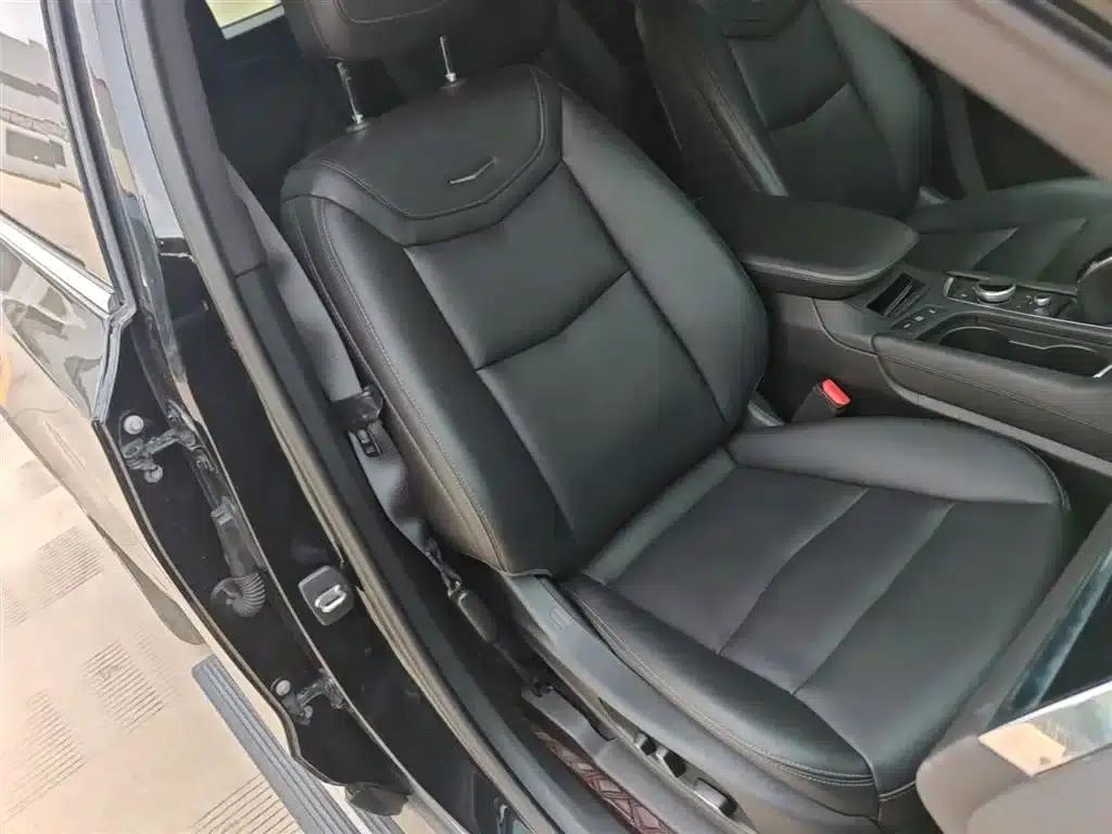 Cadillac XT6 2021 2.0T Six-Seat Two-Wheel Drive Luxury — миниатюра 25