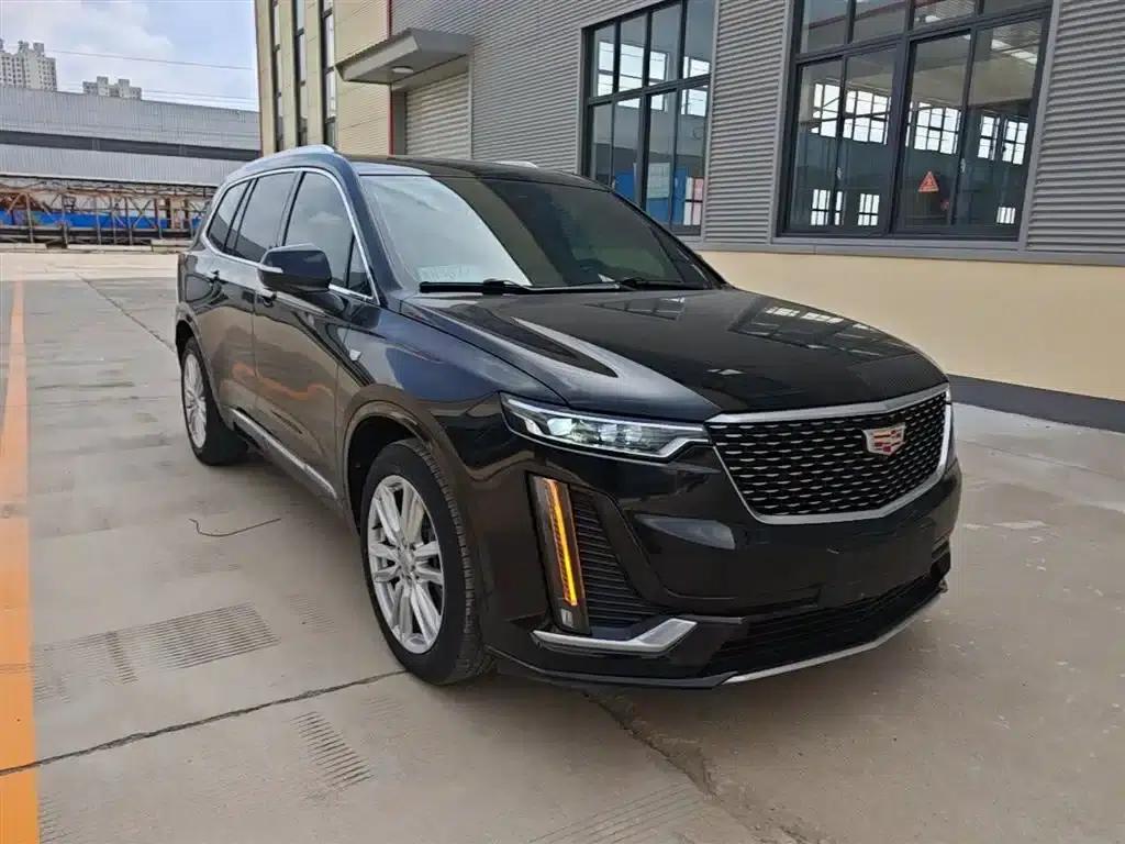 Cadillac XT6 2021 2.0T Six-Seat Two-Wheel Drive Luxury — миниатюра 4