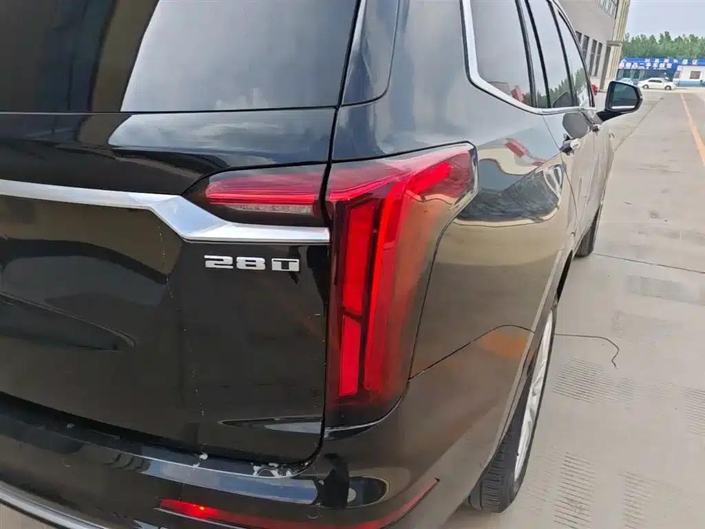 Cadillac XT6 2021 2.0T Six-Seat Two-Wheel Drive Luxury — миниатюра 8