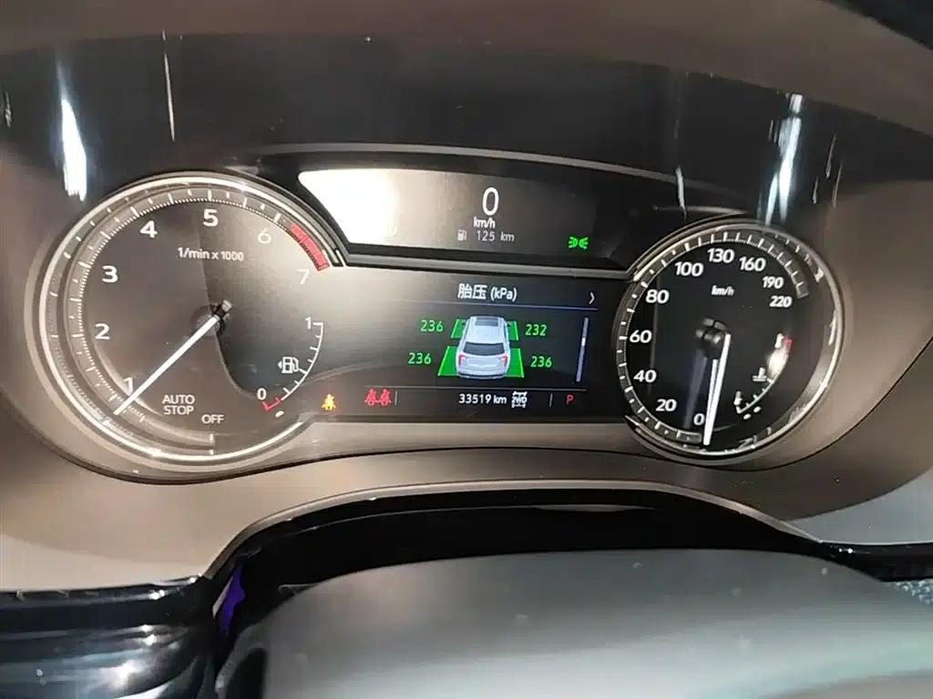 Cadillac XT6 2022 2.0T Six-Seat AWD Premium — миниатюра 12