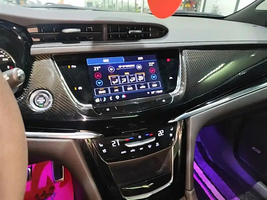Cadillac XT6 2022 2.0T Six-Seat AWD Premium — миниатюра 13