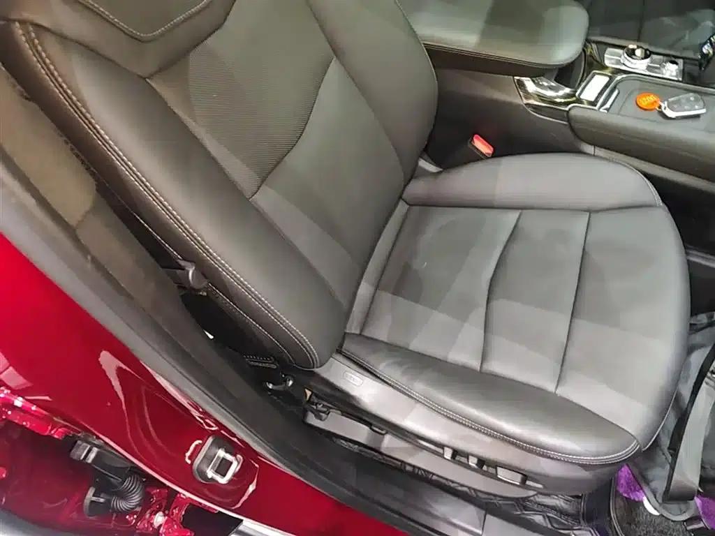 Cadillac XT6 2022 2.0T Six-Seat AWD Premium — миниатюра 25