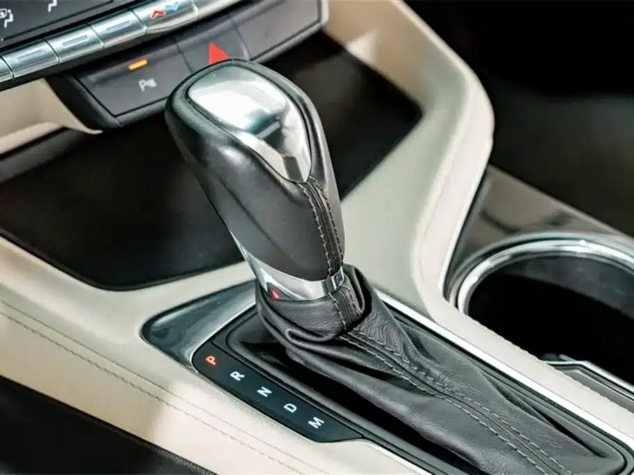 2023 Cadillac CT4 25T Fashion Edition — миниатюра 14