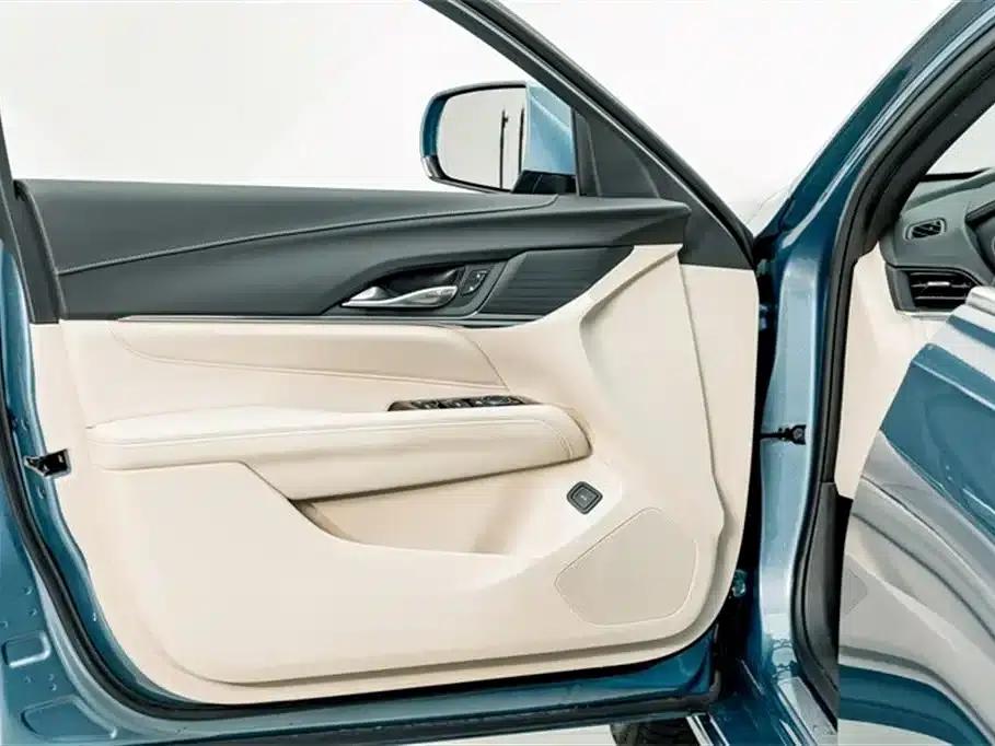 2023 Cadillac CT4 25T Fashion Edition — миниатюра 15