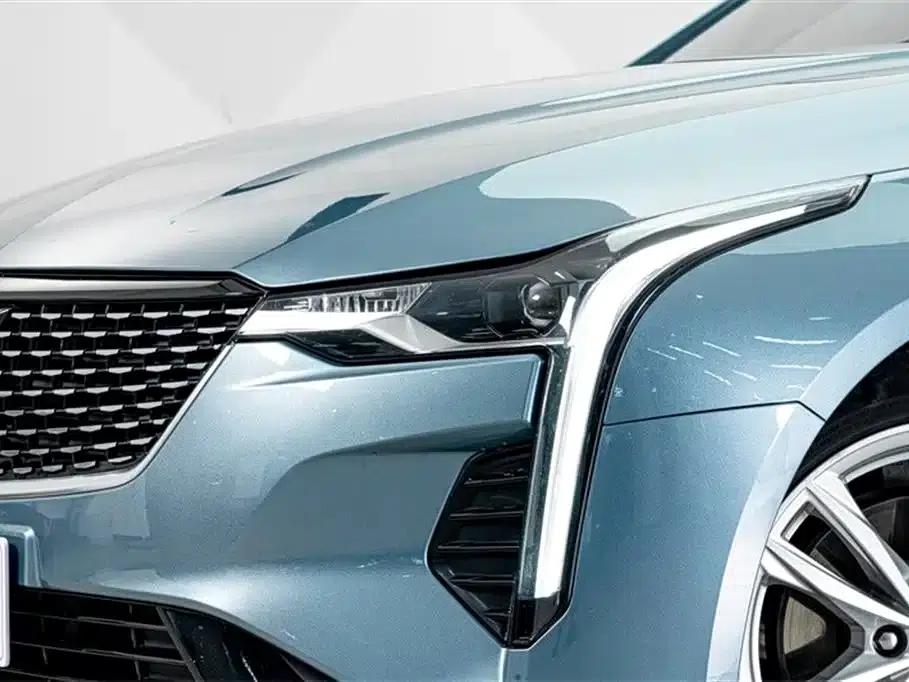 2023 Cadillac CT4 25T Fashion Edition — миниатюра 4