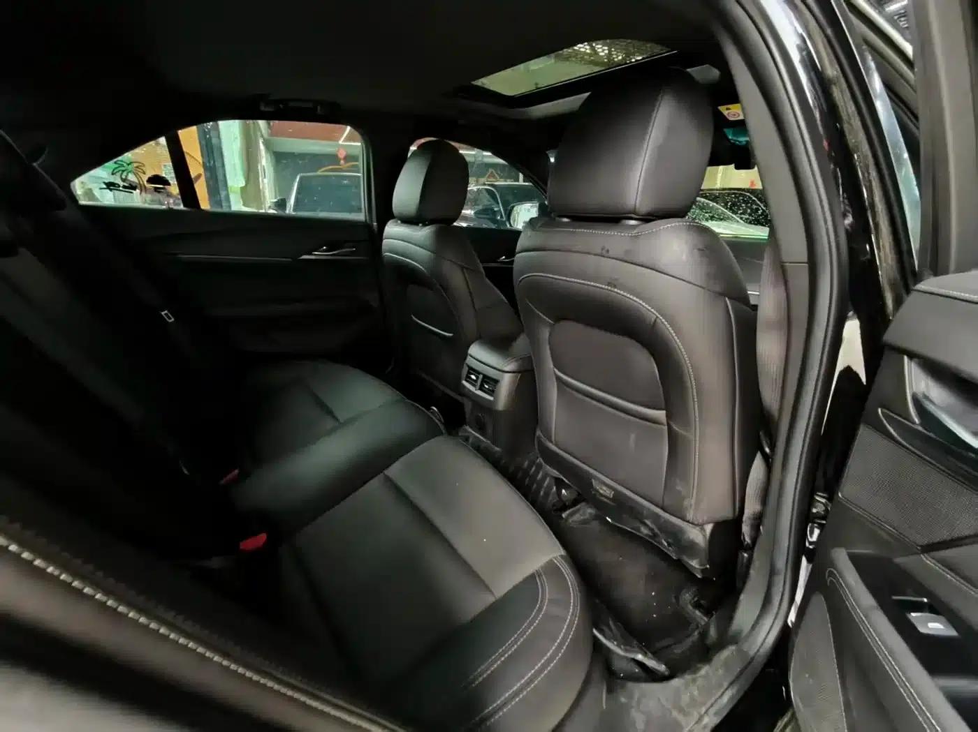 2023 Cadillac CT4 28T Premium — миниатюра 8