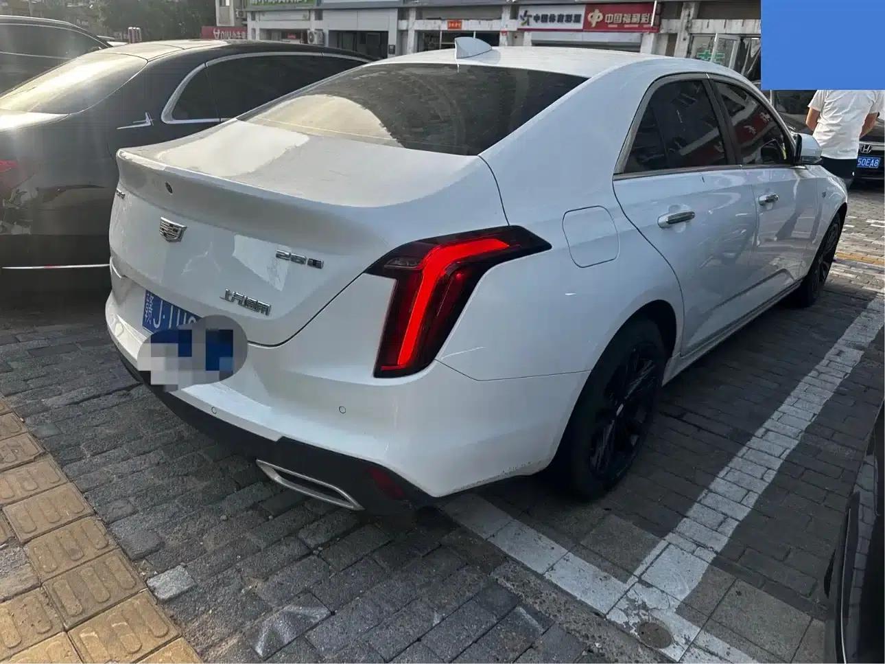 2021 Cadillac CT4 28T Luxury — миниатюра 2