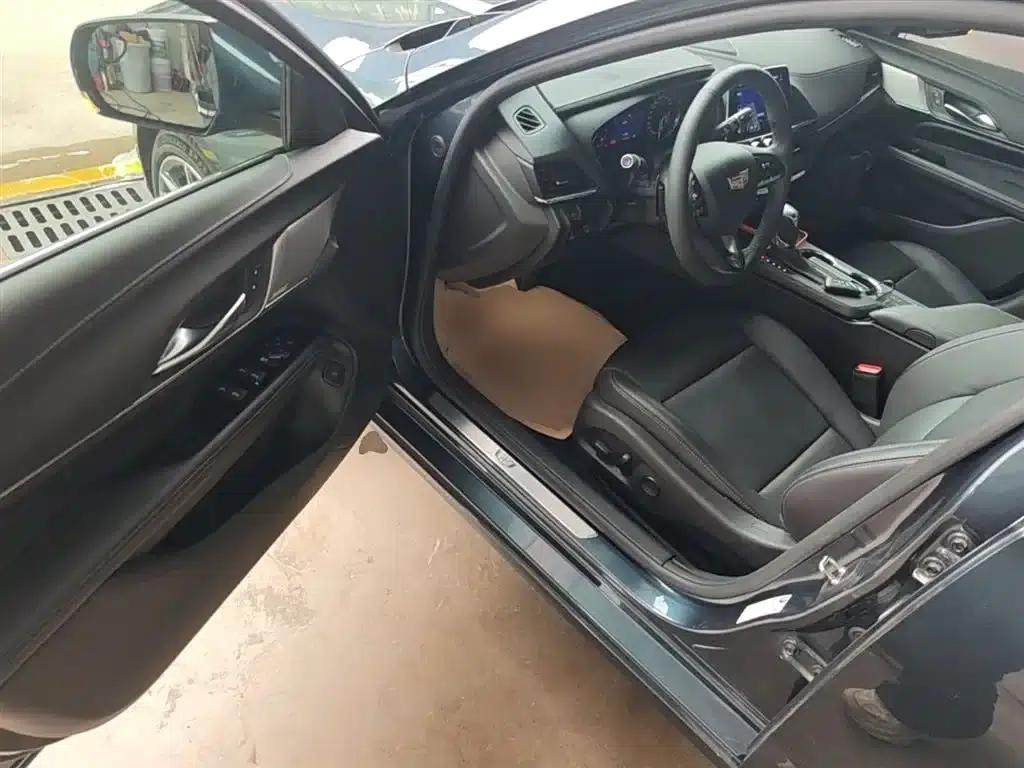 2021 Cadillac CT4 28T Luxury — миниатюра 16