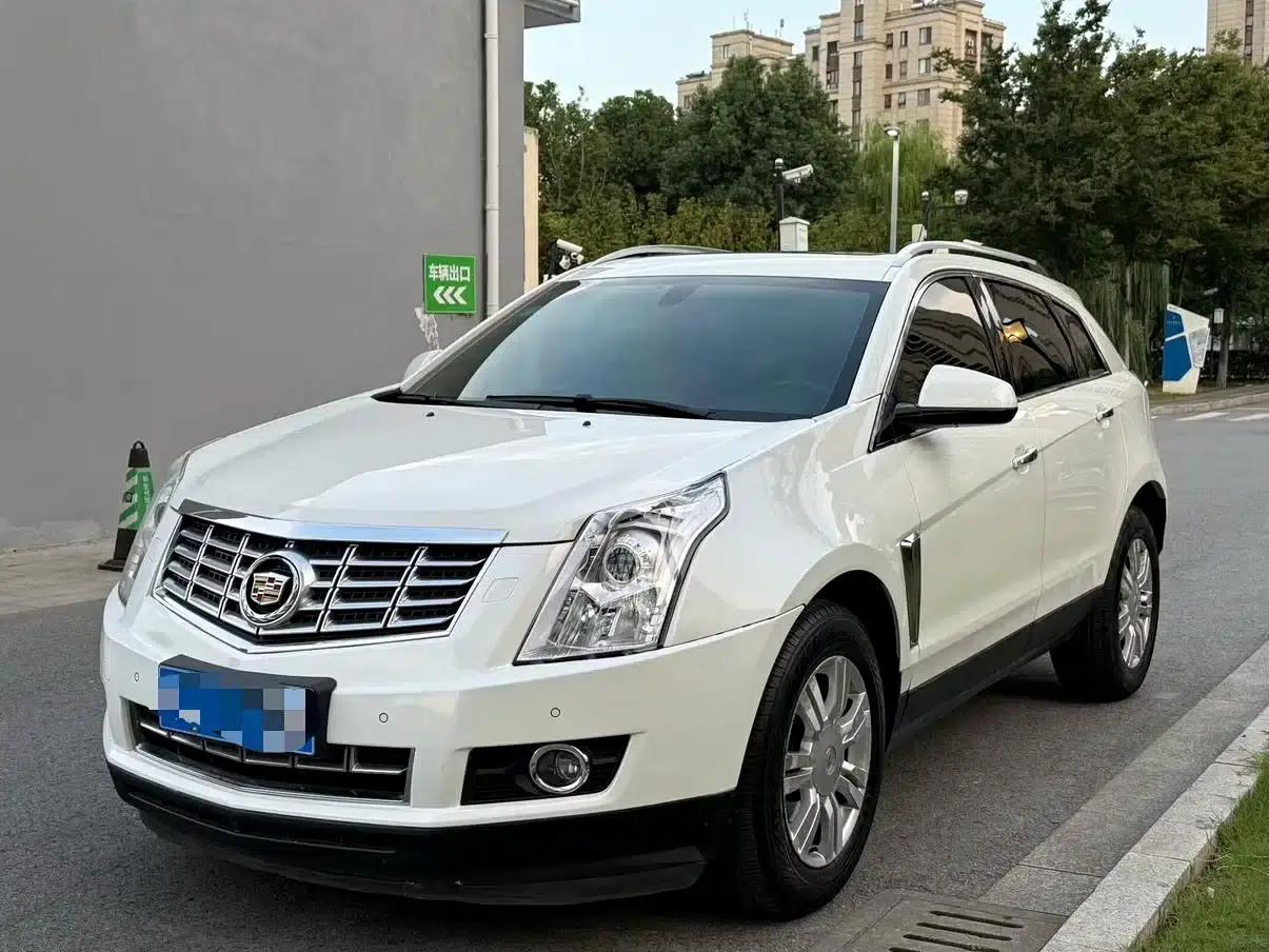 2013 Cadillac SRX 3.0L Elite — миниатюра 1