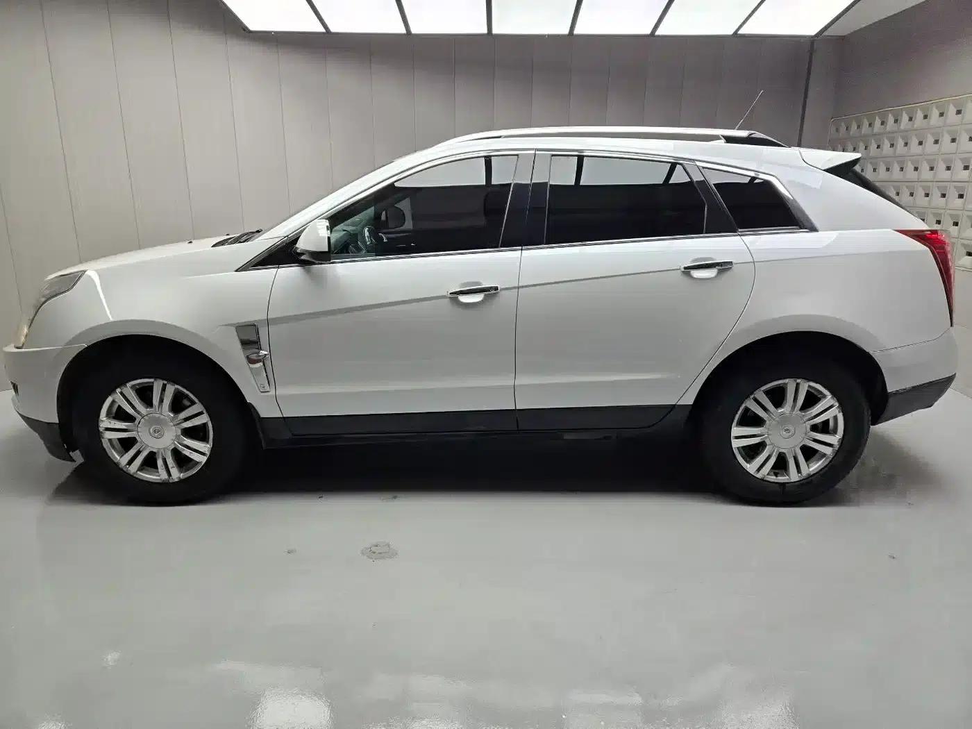 2012 Cadillac SRX 3.0L Luxury — миниатюра 2