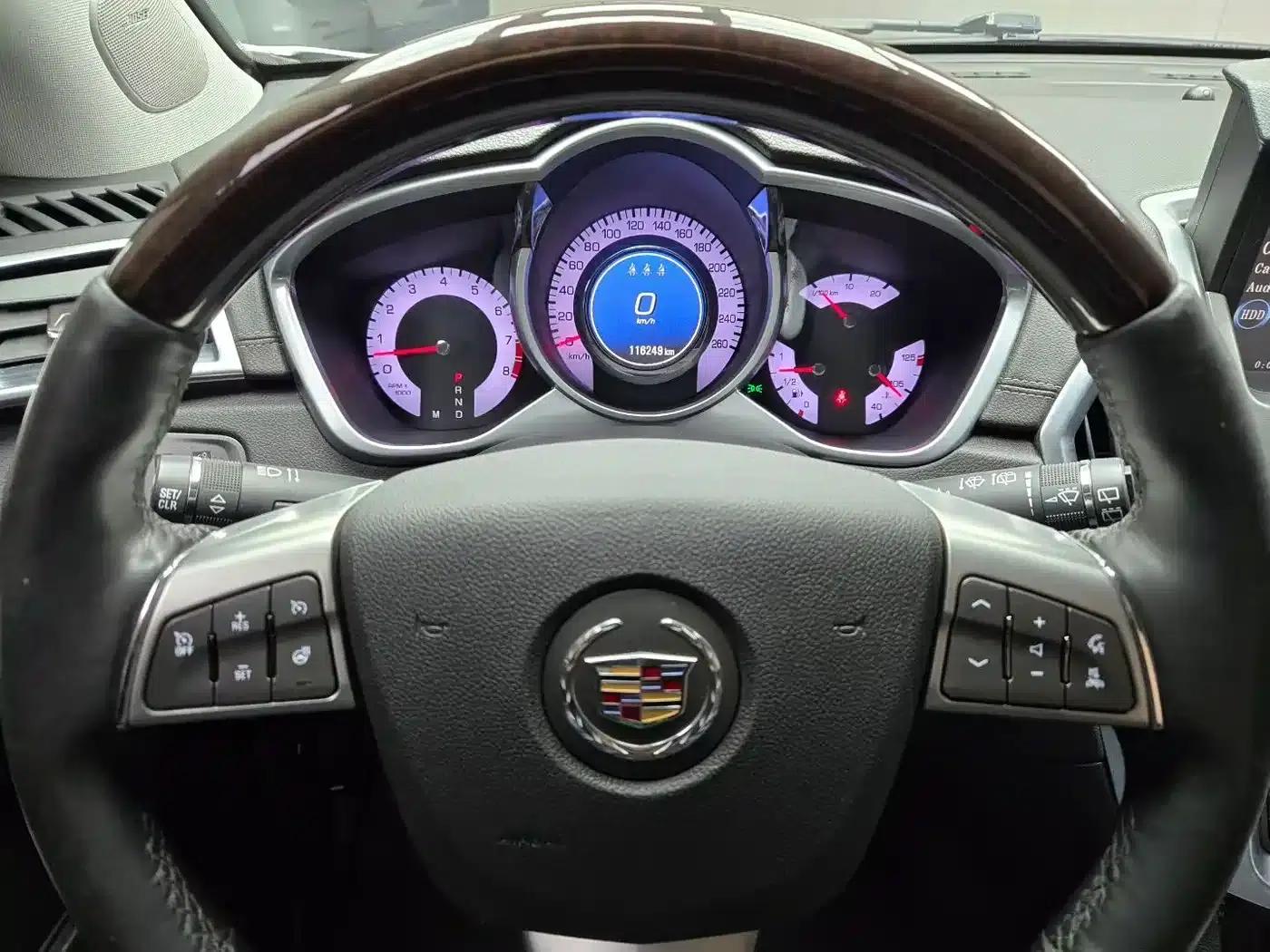 2012 Cadillac SRX 3.0L Luxury — миниатюра 5