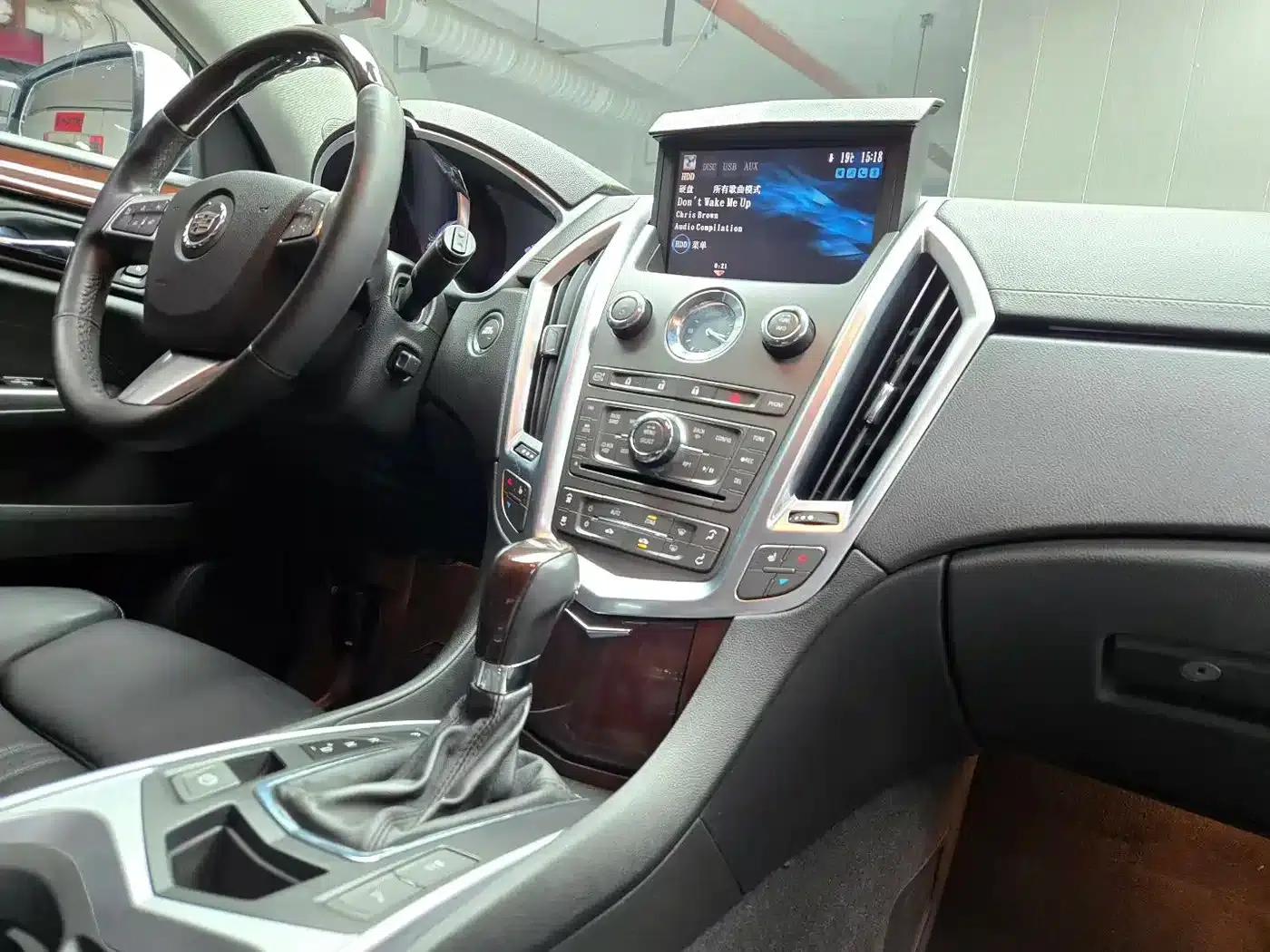 2012 Cadillac SRX 3.0L Luxury — миниатюра 8
