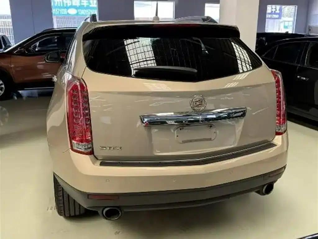 2011 Cadillac SRX 3.0L Luxury — миниатюра 6