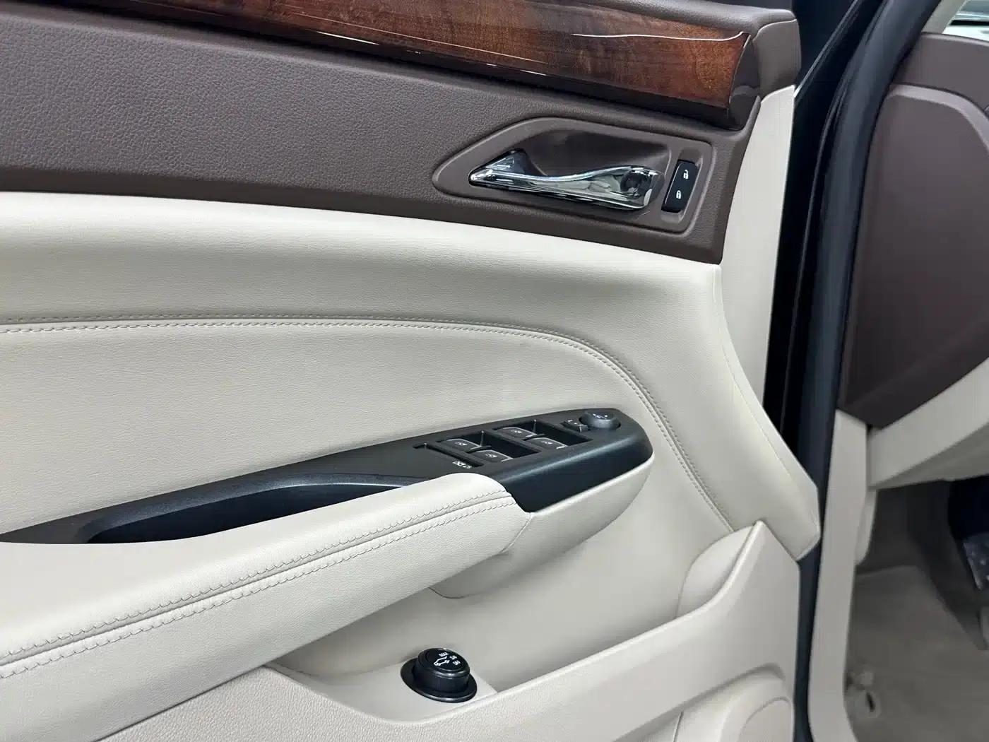 2014 Cadillac SRX 3.0L Luxury — миниатюра 14