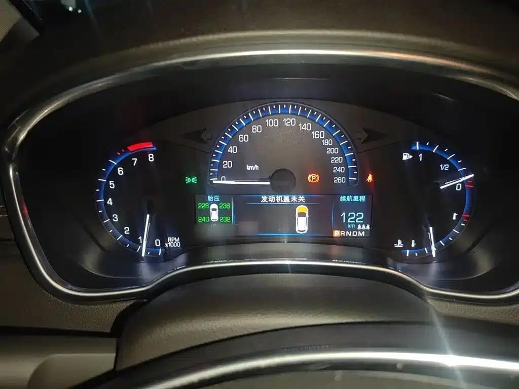 2015 Cadillac SRX 3.0L Comfort — миниатюра 4