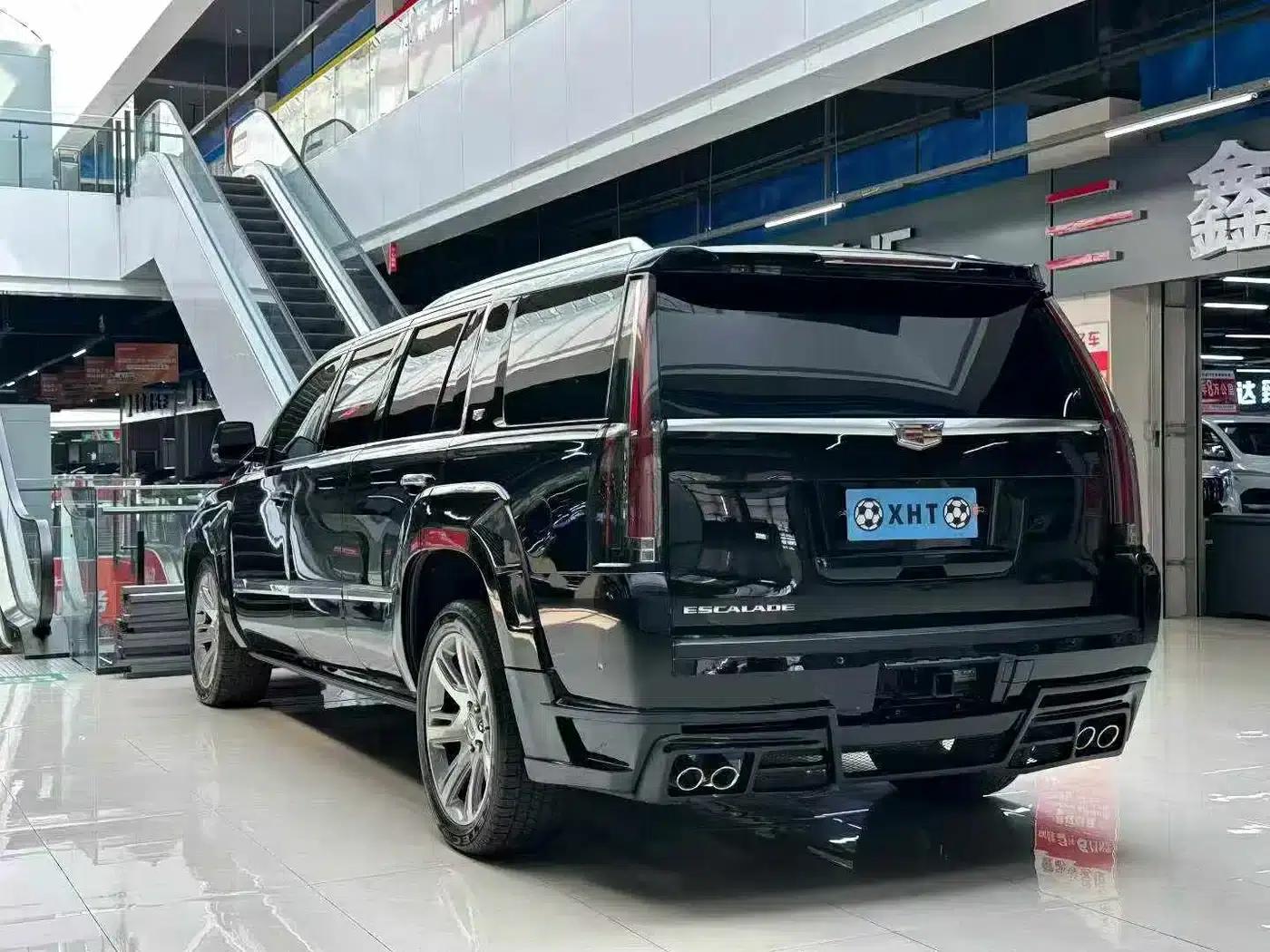 2017 Cadillac Escalade 6.2L ESV Platinum Edition Extended Wheelbase — миниатюра 7
