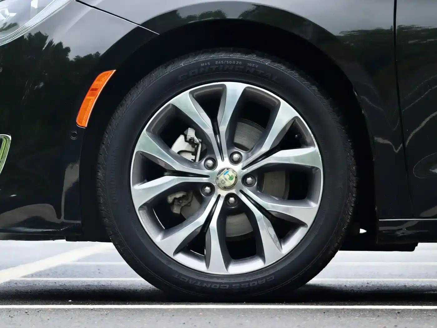 2017 Imported Grand Voyager 3.6L Premium Edition — миниатюра 7
