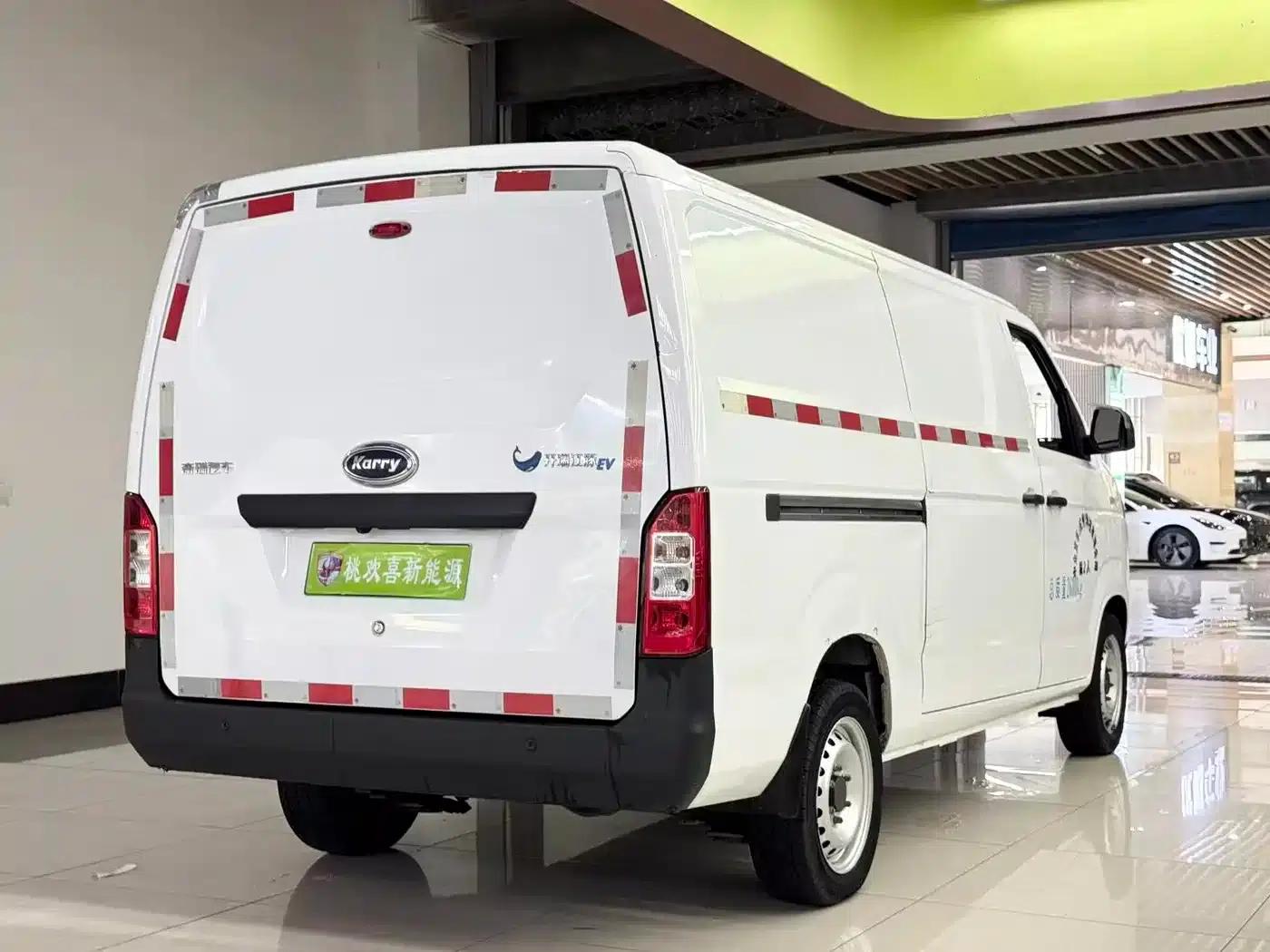 2023 Yangtze Finless Porpoise Comfort Edition with CALB 38.64kWh Lithium Battery — миниатюра 9