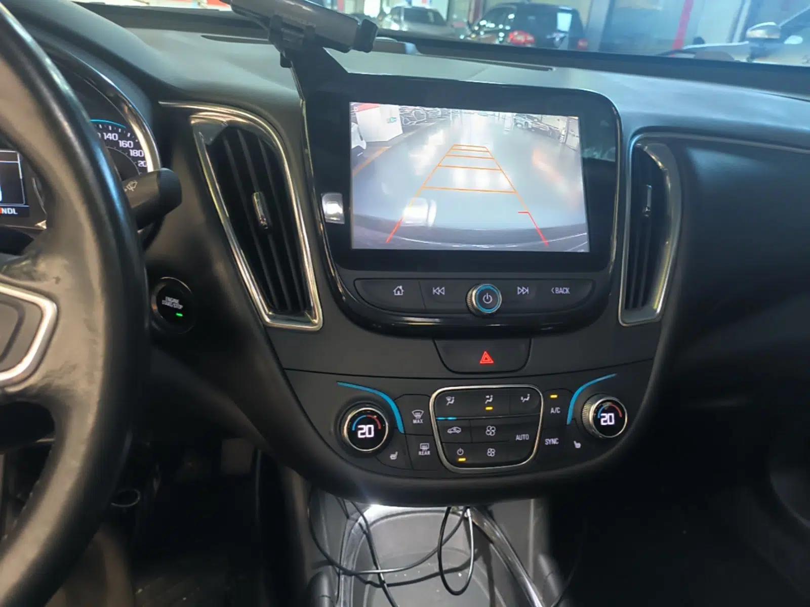 Chevrolet Malibu XL 2018 530T Automatic Ruiyi Edition — миниатюра 16