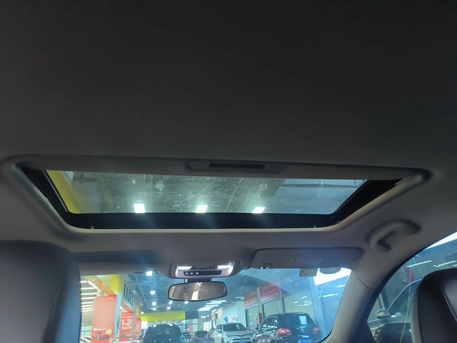 Chevrolet Malibu XL 2018 530T Automatic Ruiyi Edition — миниатюра 21