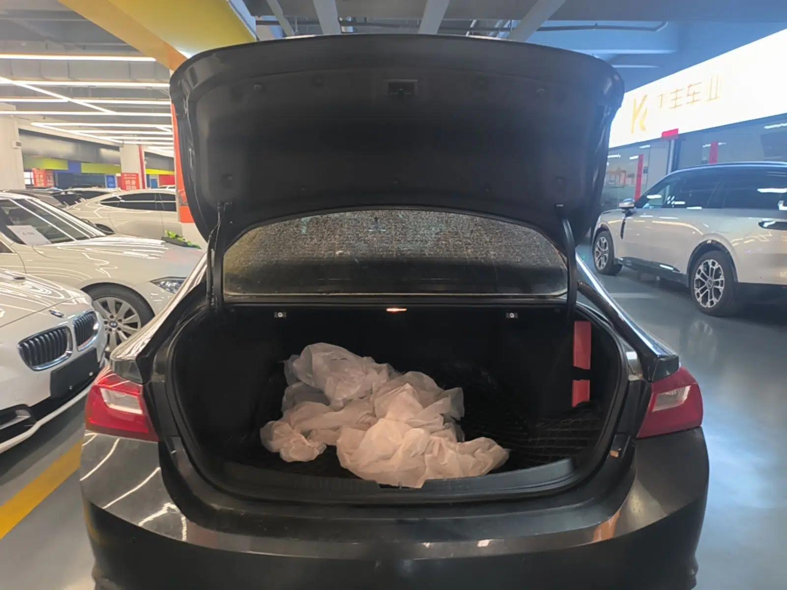 Chevrolet Malibu XL 2018 530T Automatic Ruiyi Edition — миниатюра 22