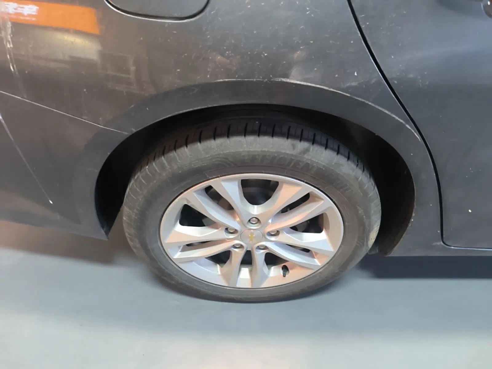 Chevrolet Malibu XL 2018 530T Automatic Ruiyi Edition — миниатюра 10