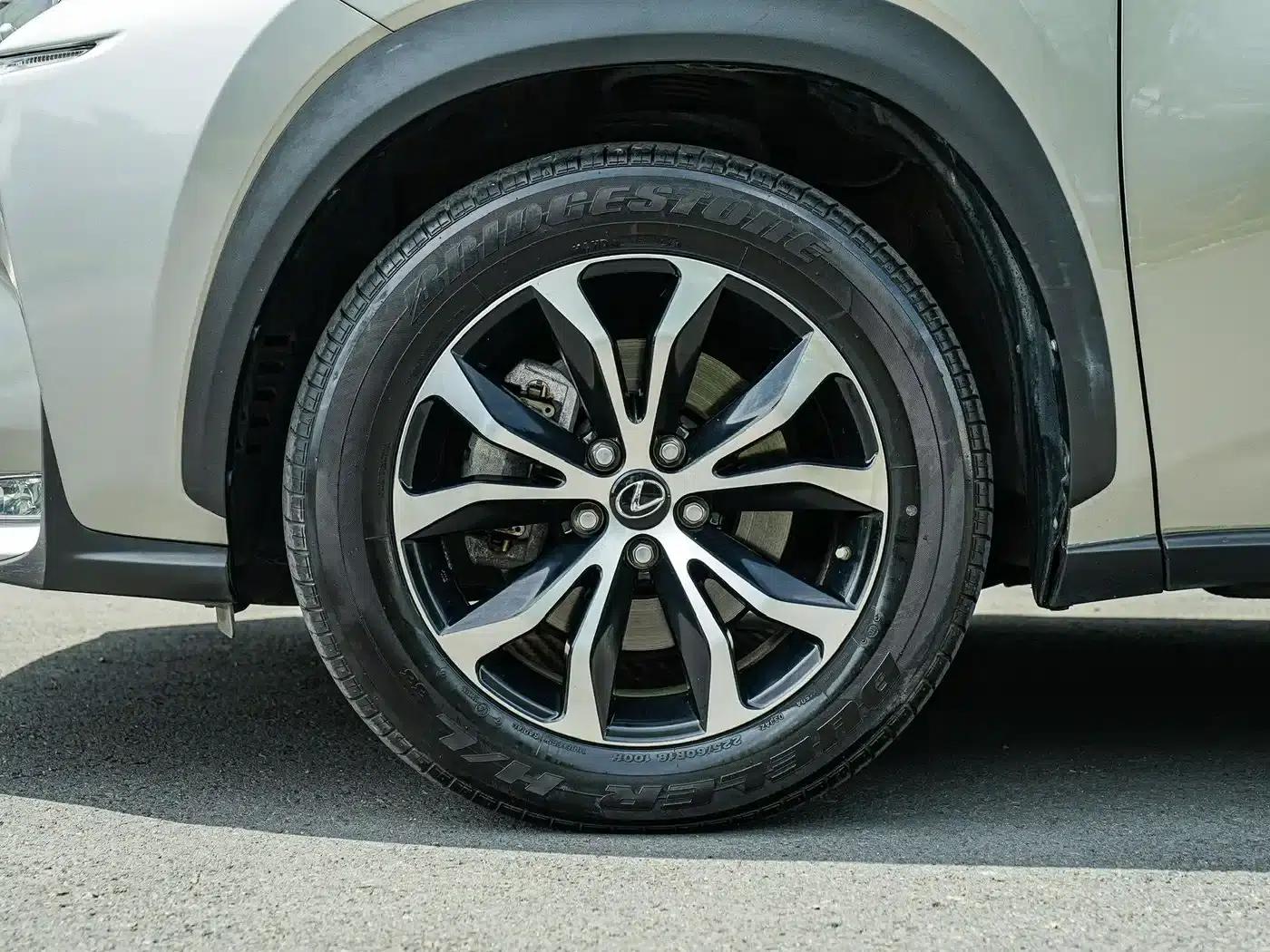Lexus NX 2015 200t AWD F SPORT — миниатюра 8