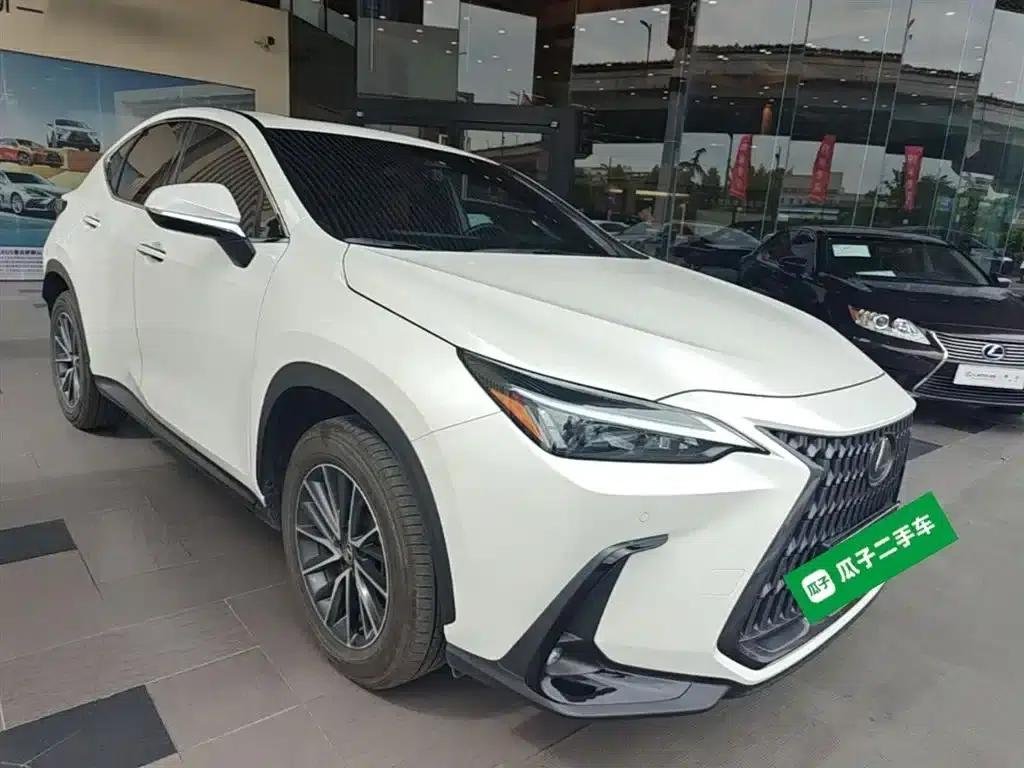 Lexus NX 2024 350h Front-Wheel Drive Elite Edition — миниатюра 4